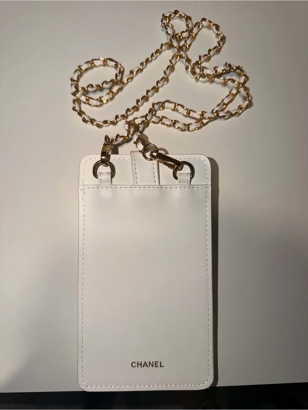 Brand New Chanel Faux Leather Coco Crush White Quilted Crossbody Phone Card Bag